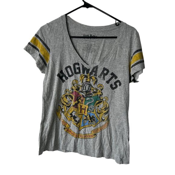 Warner Bros. Tops - Hogwarts Harry Potter y2k vintage gray varsity graphic t-shirt Large